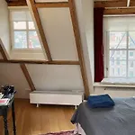 Canal View לינה וארוחת בוקר