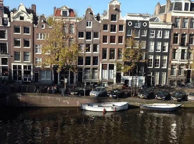 Bed & Breakfast Canal View